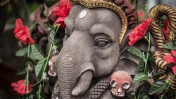 Gott Krishna Janmaschtami in Gestalt eines Elefanten