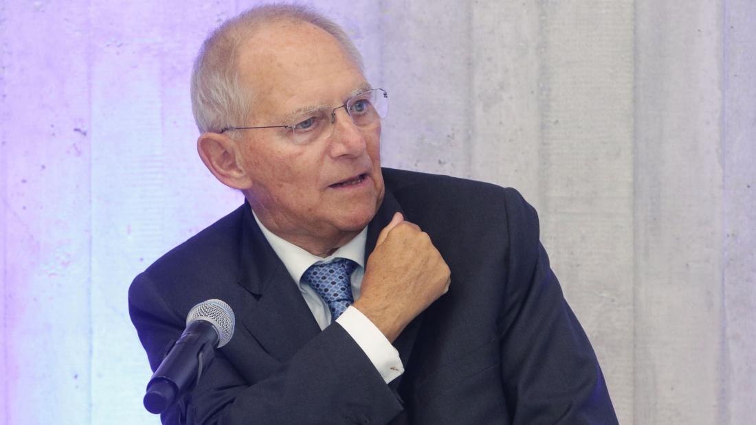 Bundestagspräsident Wolfgang Schäuble (CDU) hat die friedensstiftende Arbeit der Kirchen nach dem Zweiten Weltkrieg gewürdigt. 