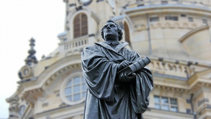 Martin Luther-Statue vor der Frauenkirche in Dresden