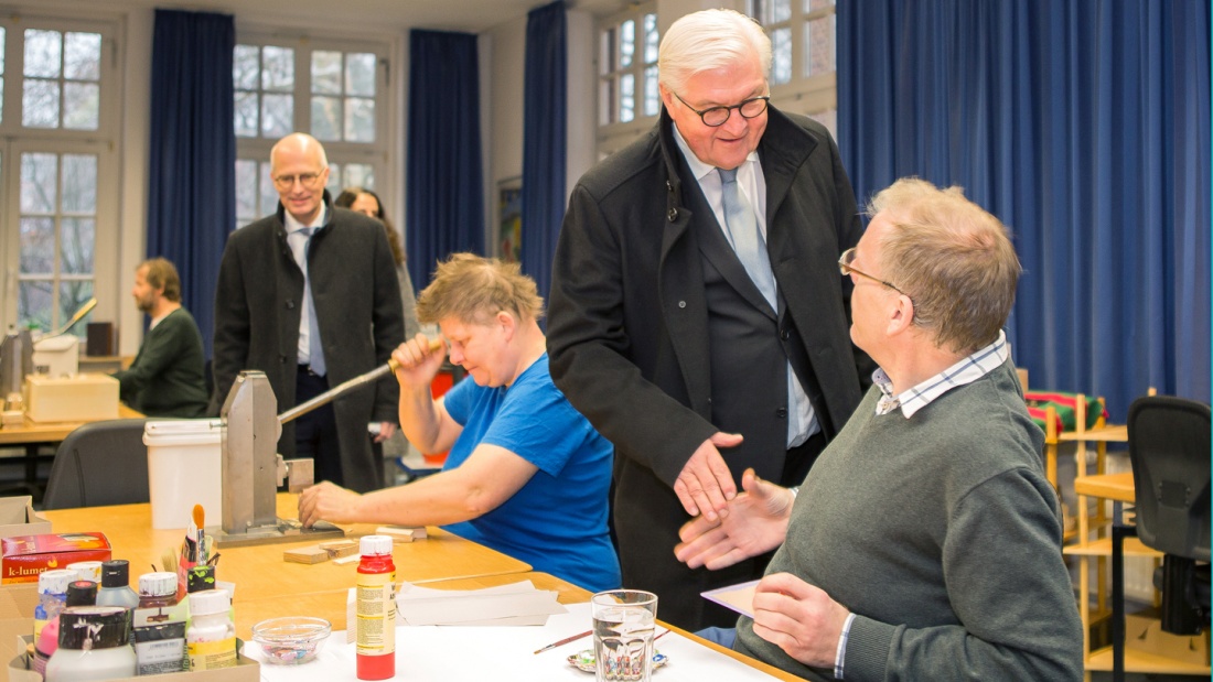 Frank-Walter Steinmeier besucht das Arbeitsprojekt für psychich kranke Menschen