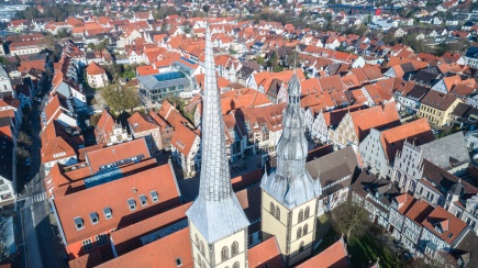 Luftaufnahme der St Nicolai Kirche in Lemgo