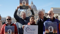 Demonstrationen begleiteten Missbrauchsgipfel im Vatikan.