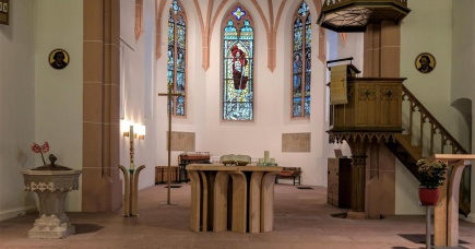 die-ev-kirche-in-baden-feiert-am-heiligen-abend-in-eichstetten-am-kaiserstuhl-einen-weihnach-100_v-facebook1200_06ed48.jpg