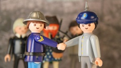 Antikriegsfilm "Merry Christmas" mit Playmobilfiguren