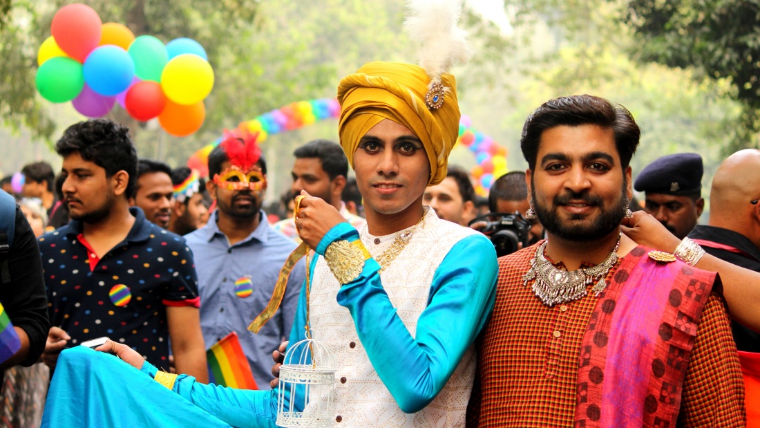 Hindu Paar auf Gay-Parade