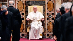 Papst Franziskus hat die im Vatikan für den Dialog mit der schismatischen Priesterbruderschaft St. Pius X. zuständige Kommission "Ecclesia Dei" aufgelöst. 