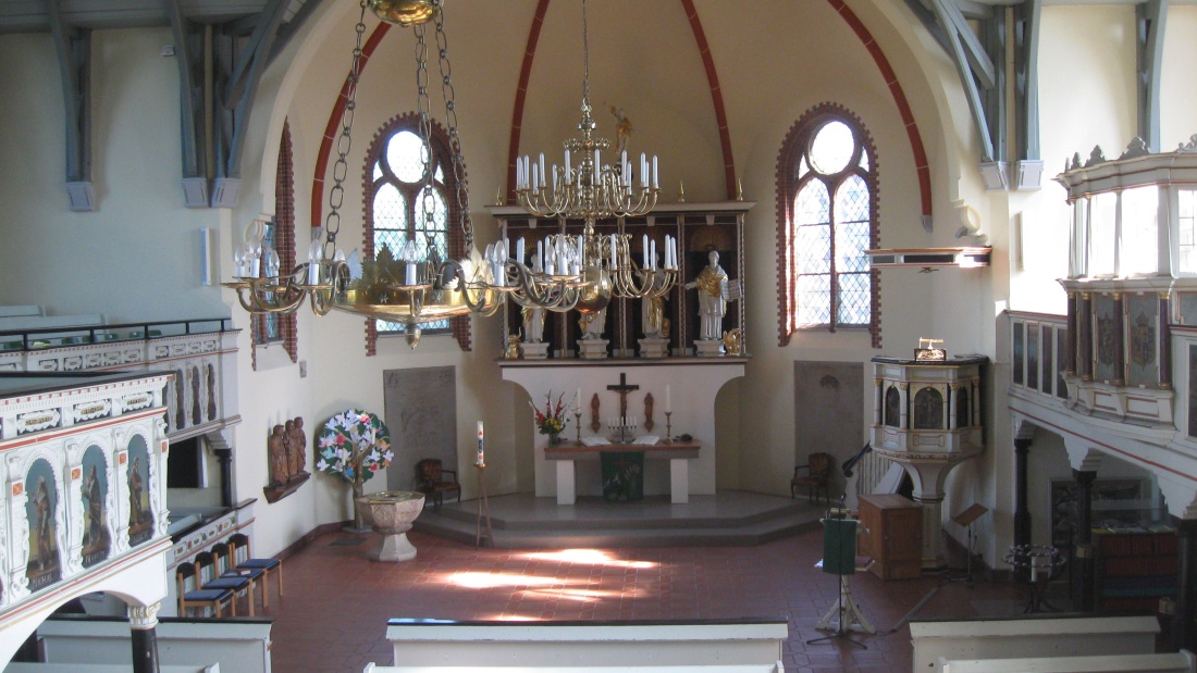 Altar der Kreuzkirche Hamburg-Kirchdorf