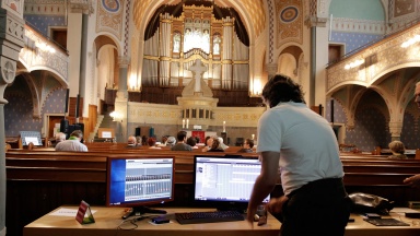Orgelkonzert in Dolby Surround