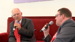 Kirchentag 2015 in Stuttgart: Best of Schäuble, Bedford-Strohm & Co auf dem roten Sofa