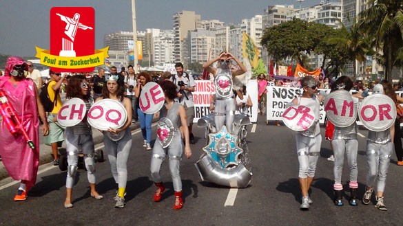 Julio Tavares protestiert gegen die Zustände im brasilianischen Gesundheitssystem
