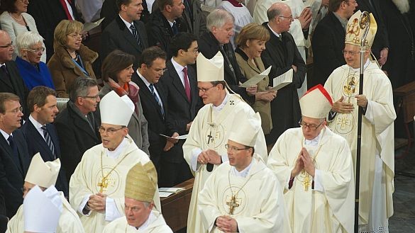Dankgottesdienst für Papst Benedikt in Berlin