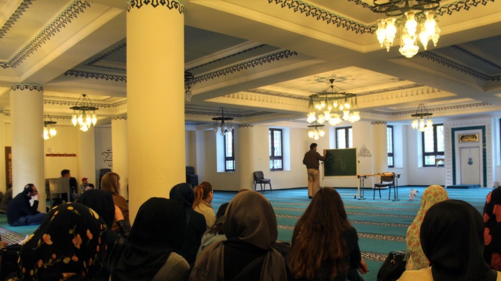 Islamunterricht in der Şehitlik-Moschee in Berlin.
